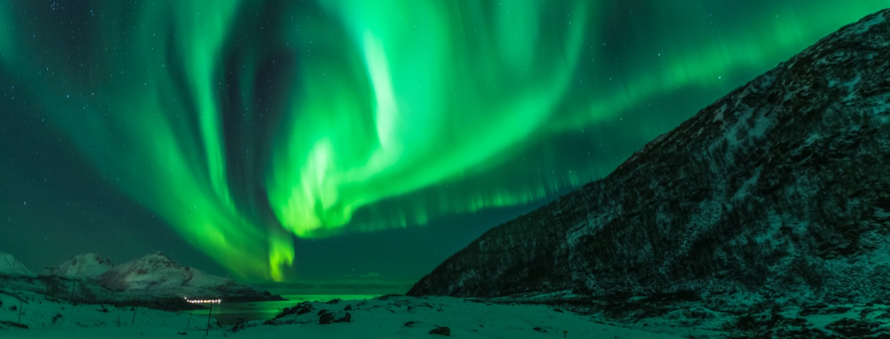 Iceland & Greenland Under the Northern Lights – Outdoor Travel Adventures